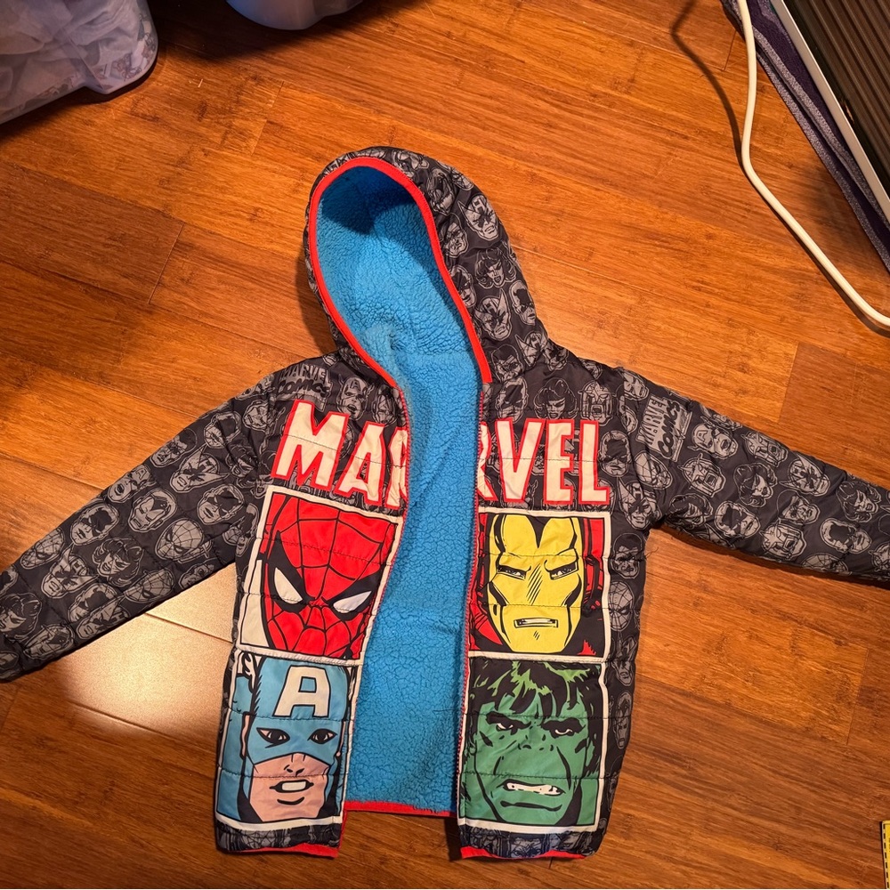 Reversible Marvel Heroes Kids' Jacket with Blue Lining